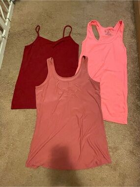 No Boundaries Tank Top Bundle: Size XL